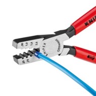 Cleste de sertizat lateral, forma trapezoidala pentru pini terminali, manere cu manson bicomponent, Knipex